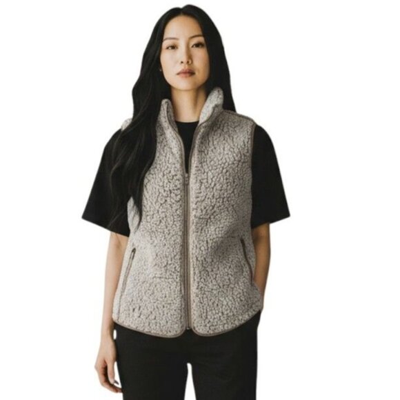 Thread & Supply Taupe Sherpa Fleece Vest Women’s Cozy Zip Front Size Small - Picture 1 of 9